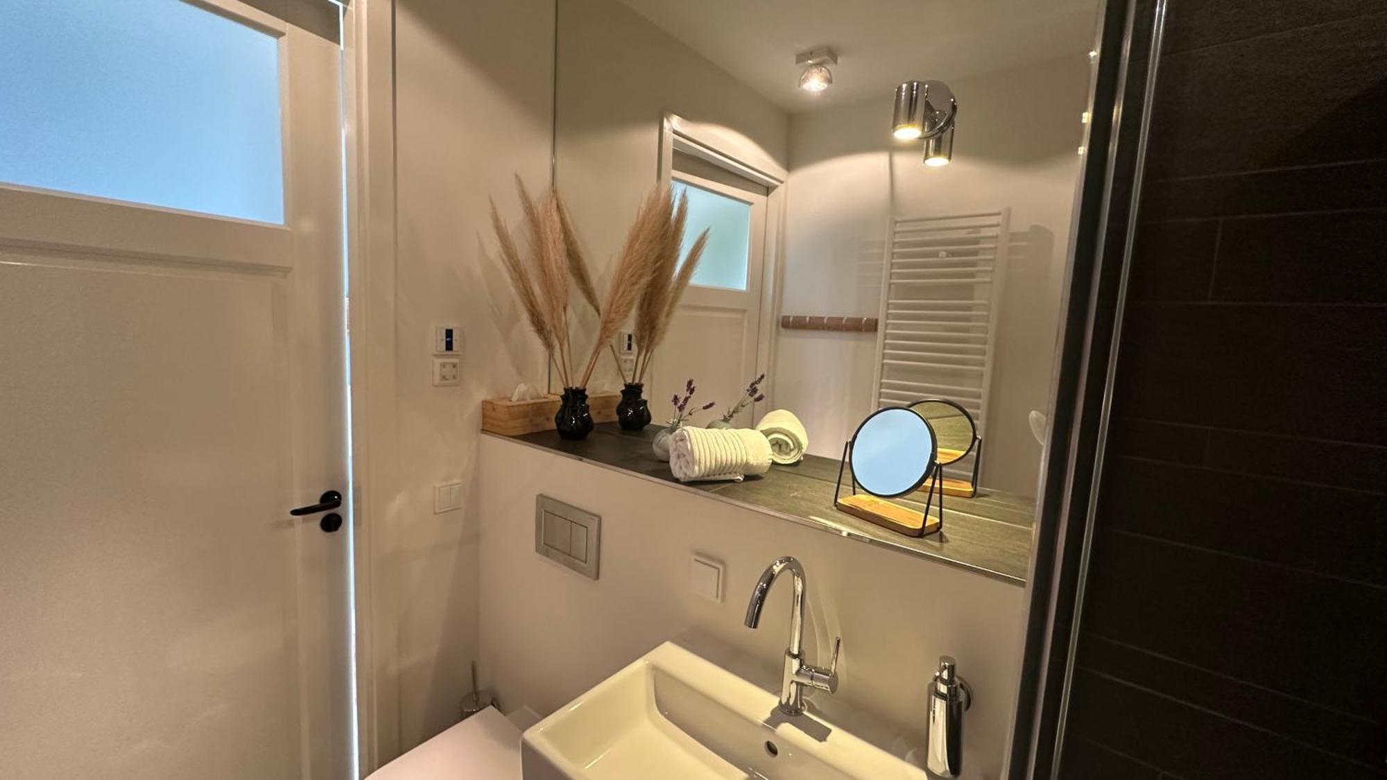 Luxe B&B "In De Schulp", Ontspan En Geniet Van Comfort En Stijl Amstelveen Exterior foto