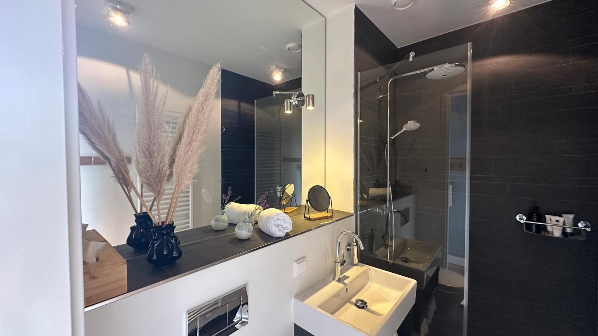 Luxe B&B "In De Schulp", Ontspan En Geniet Van Comfort En Stijl Amstelveen Exterior foto